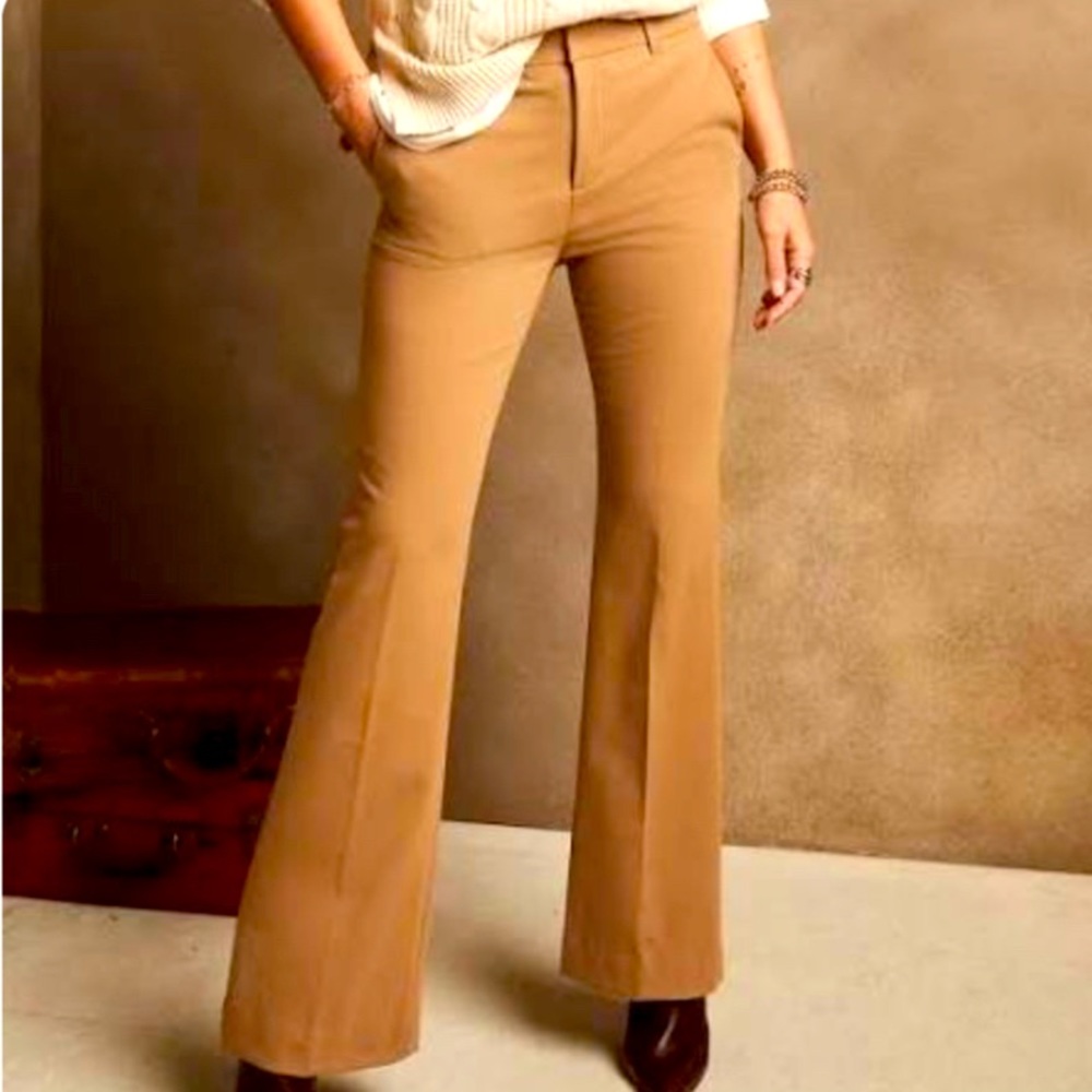 Banana Republic Bootcut Petite Tan Pants- Size 0